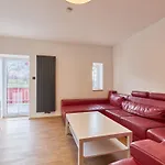 4 By Interhome