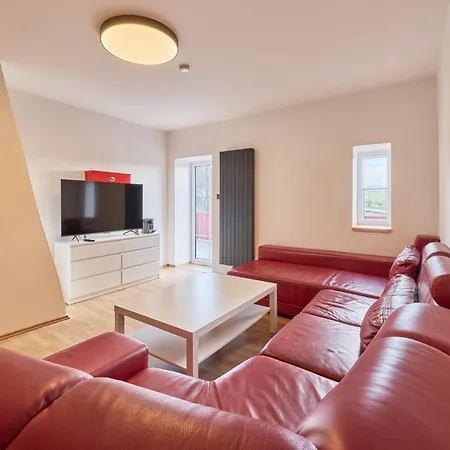 4 By Interhome