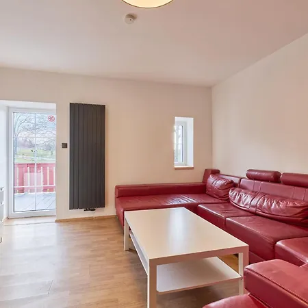 4 By Interhome