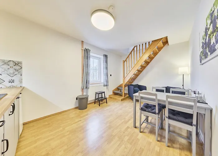4 By Interhome شقة